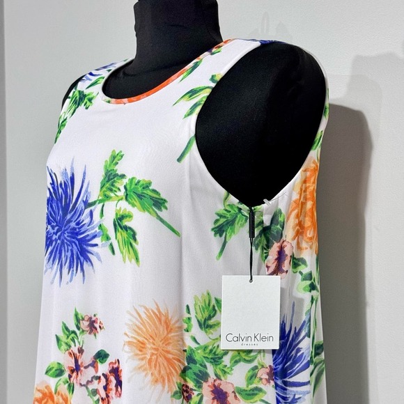 Calvin Klein NWT Elegant CREAM/LILAC Trapeze Floral Printed Chiffon Gown, size 8 - Picture 3 of 11